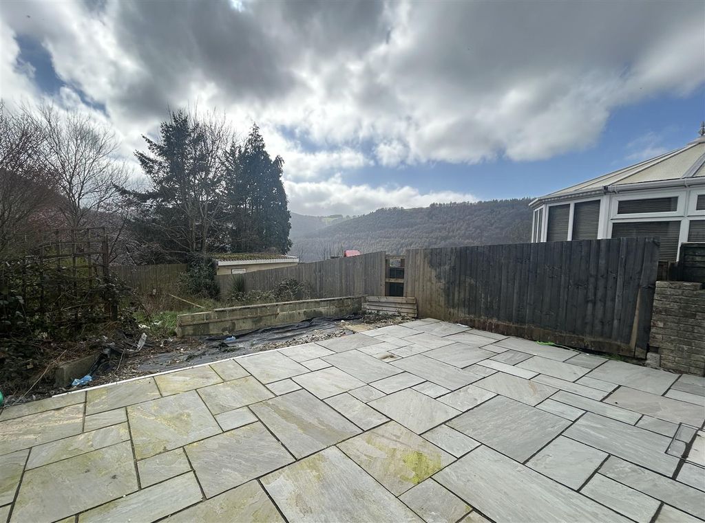 Additional image 15 of 3 bed terraced house to rentTwyn Place, Abercarn, Newport NP11