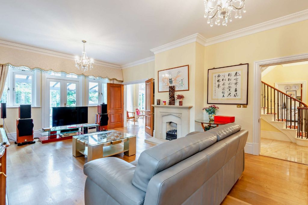 Additional image 4 of 7 bed detached house to rentWindsor Road, Ascot, Berkshire SL5