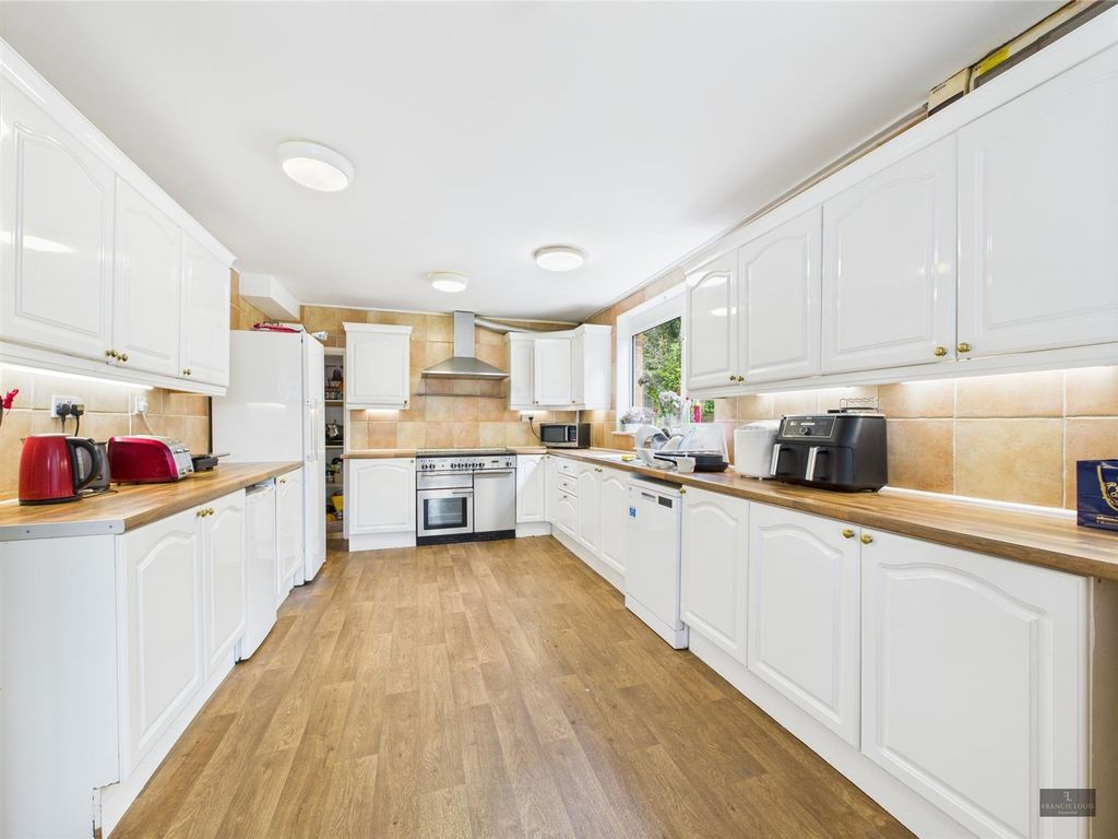 Additional image 6 of 11 bed property to rentArgyll Road, Exeter EX4