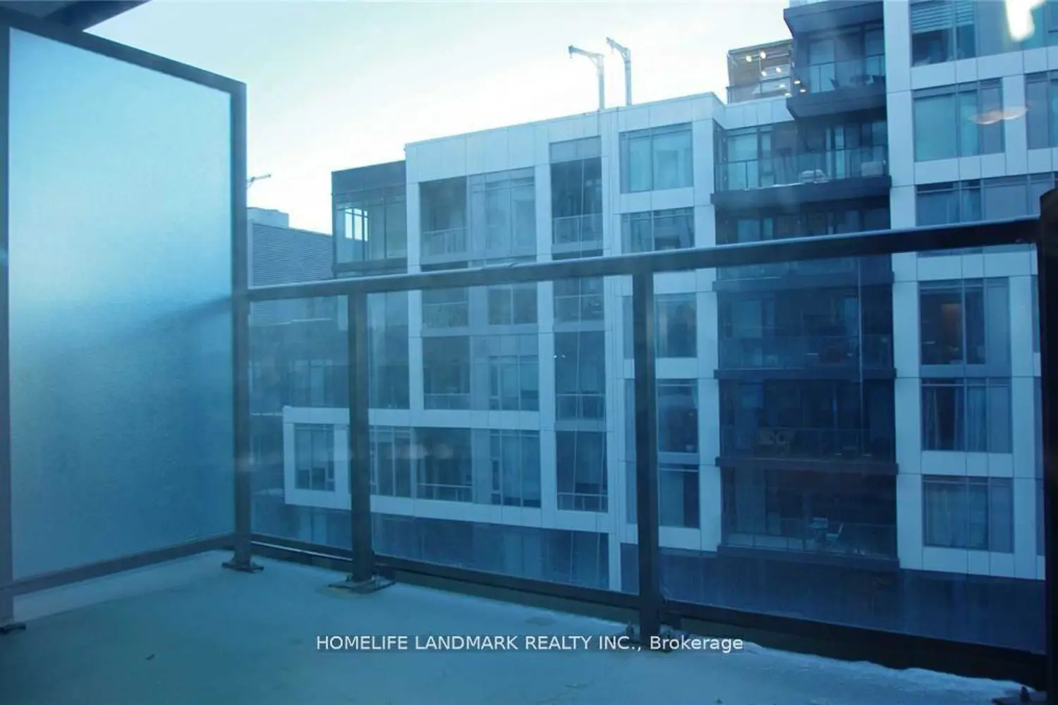 Additional image 20 of 27 Bathurst Street 1113