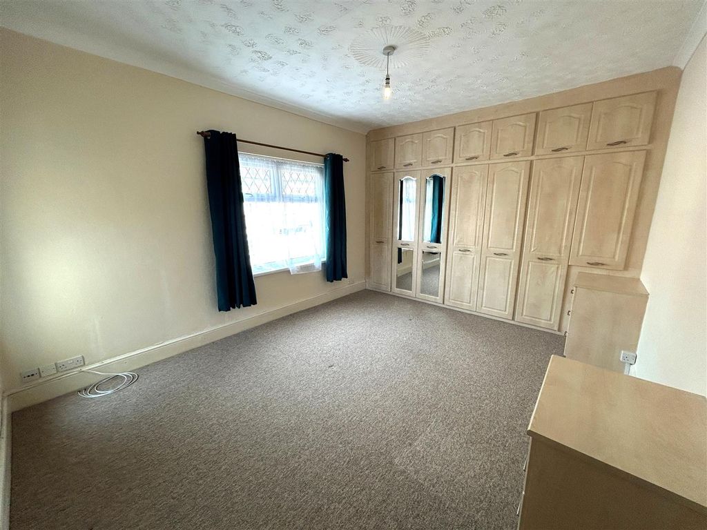 Additional image 19 of 4 bed end terrace house to rentGolf Road, New Inn, Pontypool NP4