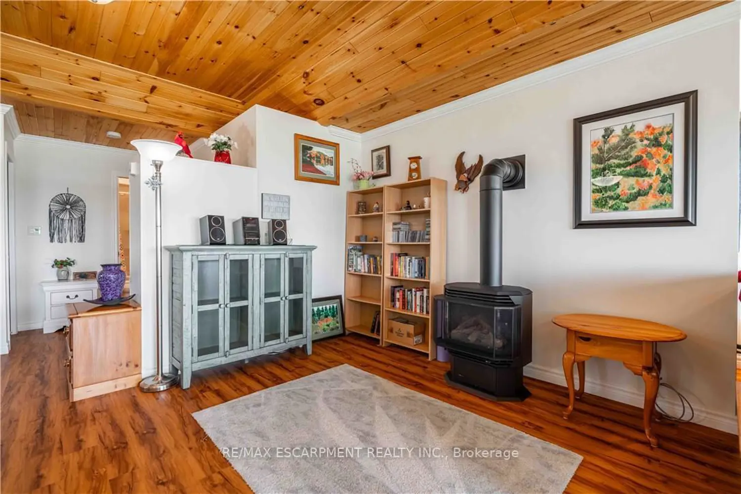 Additional image 9 of 2399 Lakeshore Road