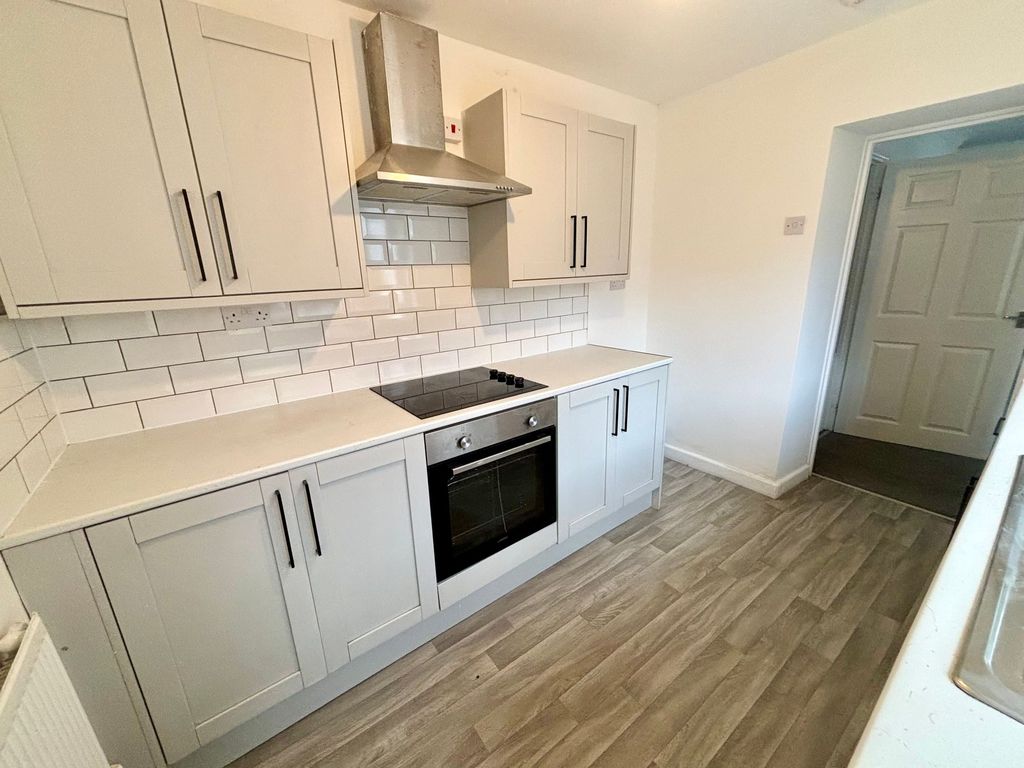 3 bed terraced house to rentStanfield Street, Cwm NP23