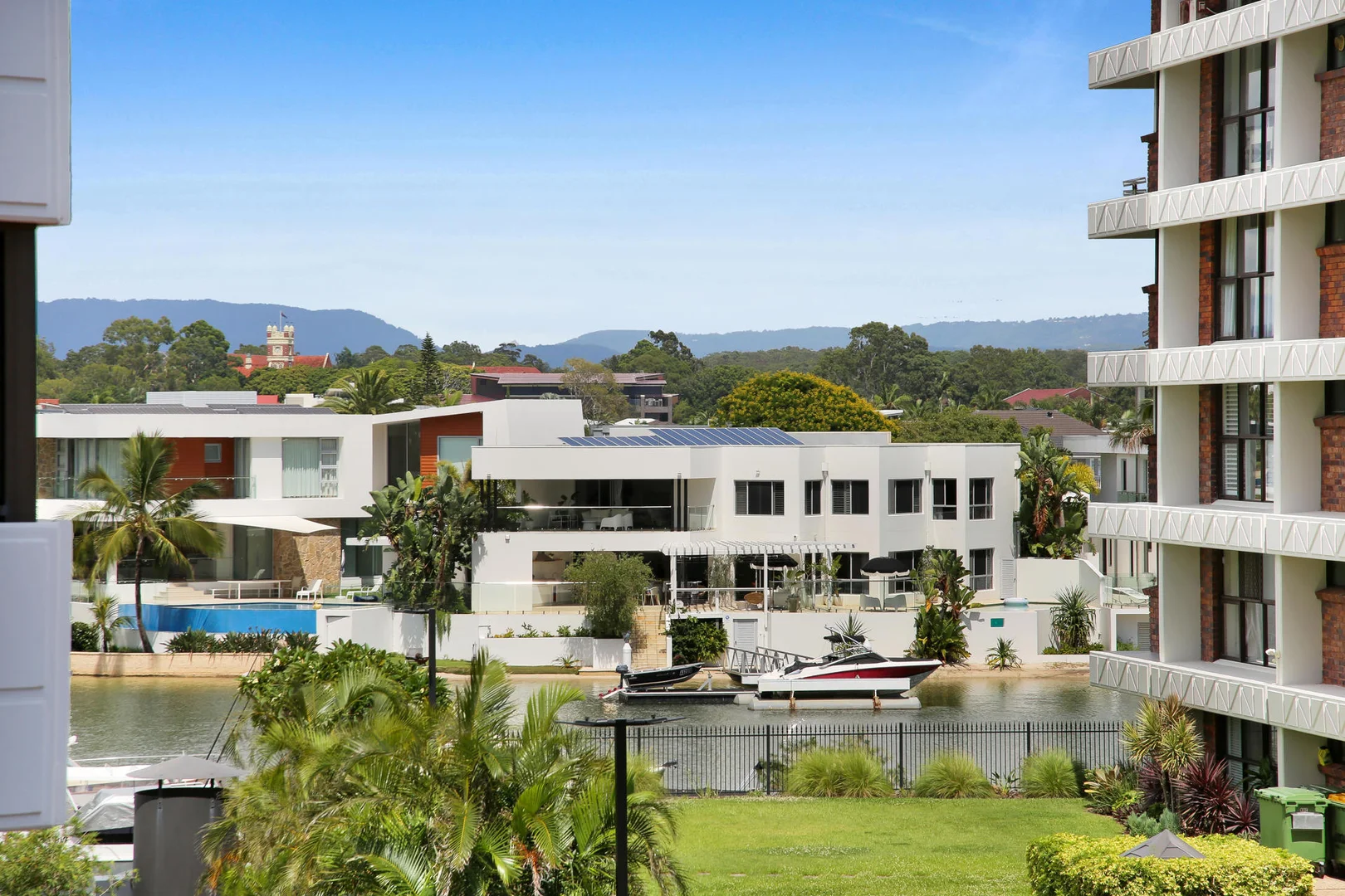 Additional image 20 of 9/18 Commodore Drive, Paradise Waters QLD 4217