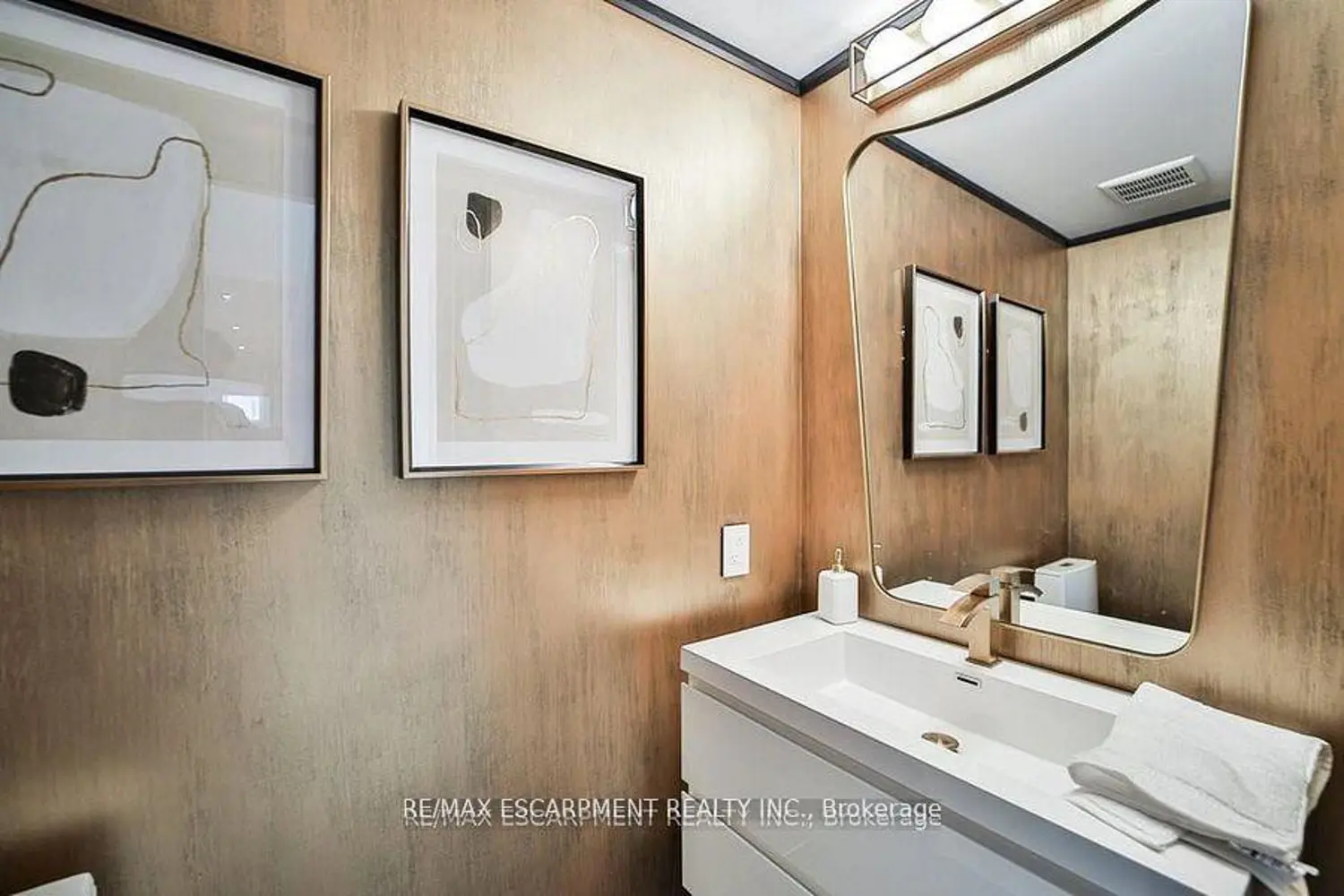 Additional image 14 of 2284 Sideroad 1