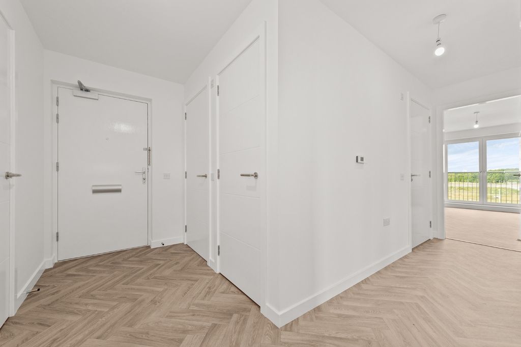 Additional image 8 of 3 bed flat to rentCanal View, Winchburgh EH52