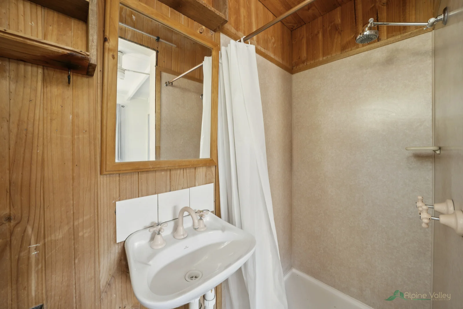 Additional image 8 of 36 Freeburgh Avenue, Mount Beauty VIC 3699