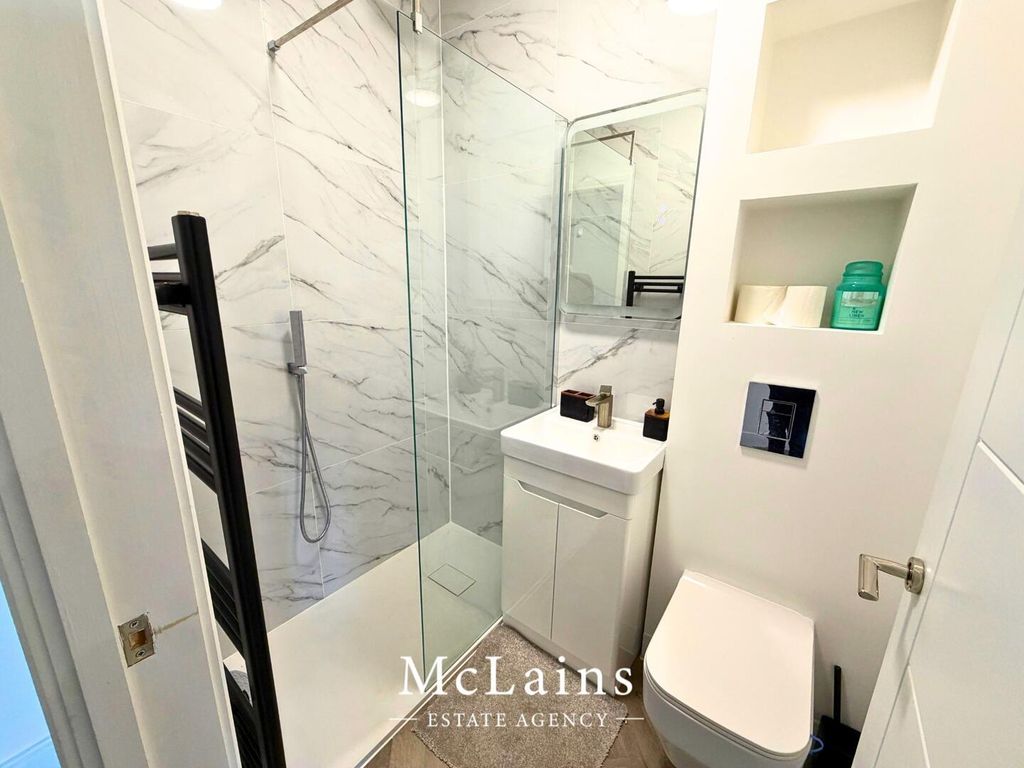 Additional image 2 of 2 bed flat to rentPeel Street, Luton LU1