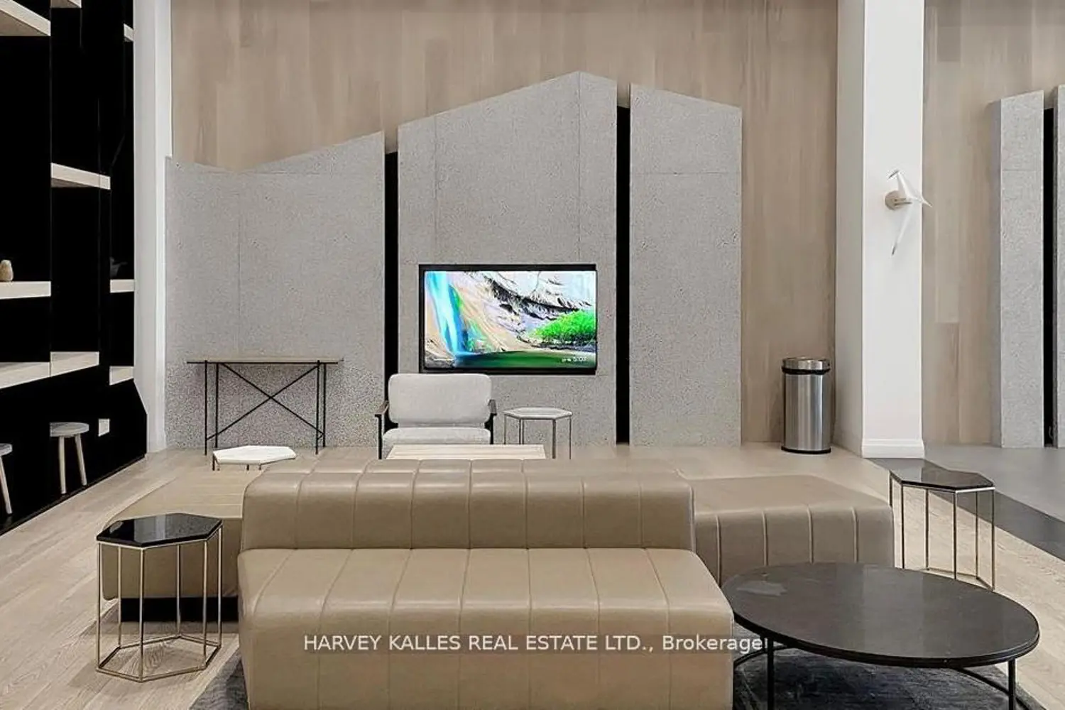 Additional image 17 of 60 George Butchart Drive 4