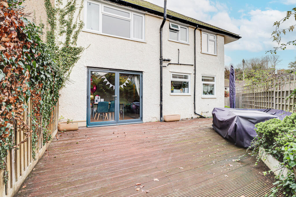 Additional image 12 of Orchard Close, St. Albans, Hertfordshire, AL1