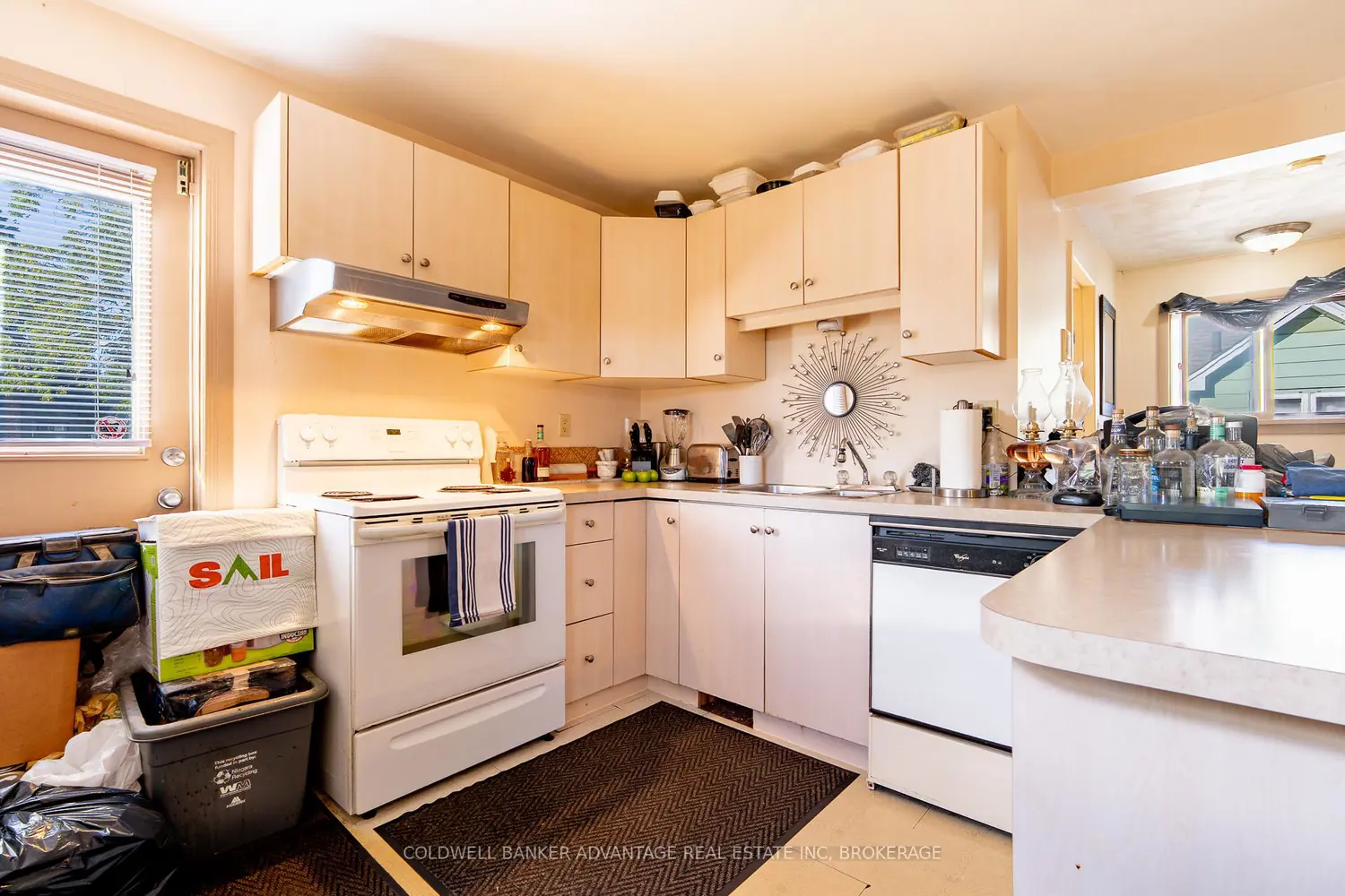 Additional image 4 of 4674 Ryerson Crescent