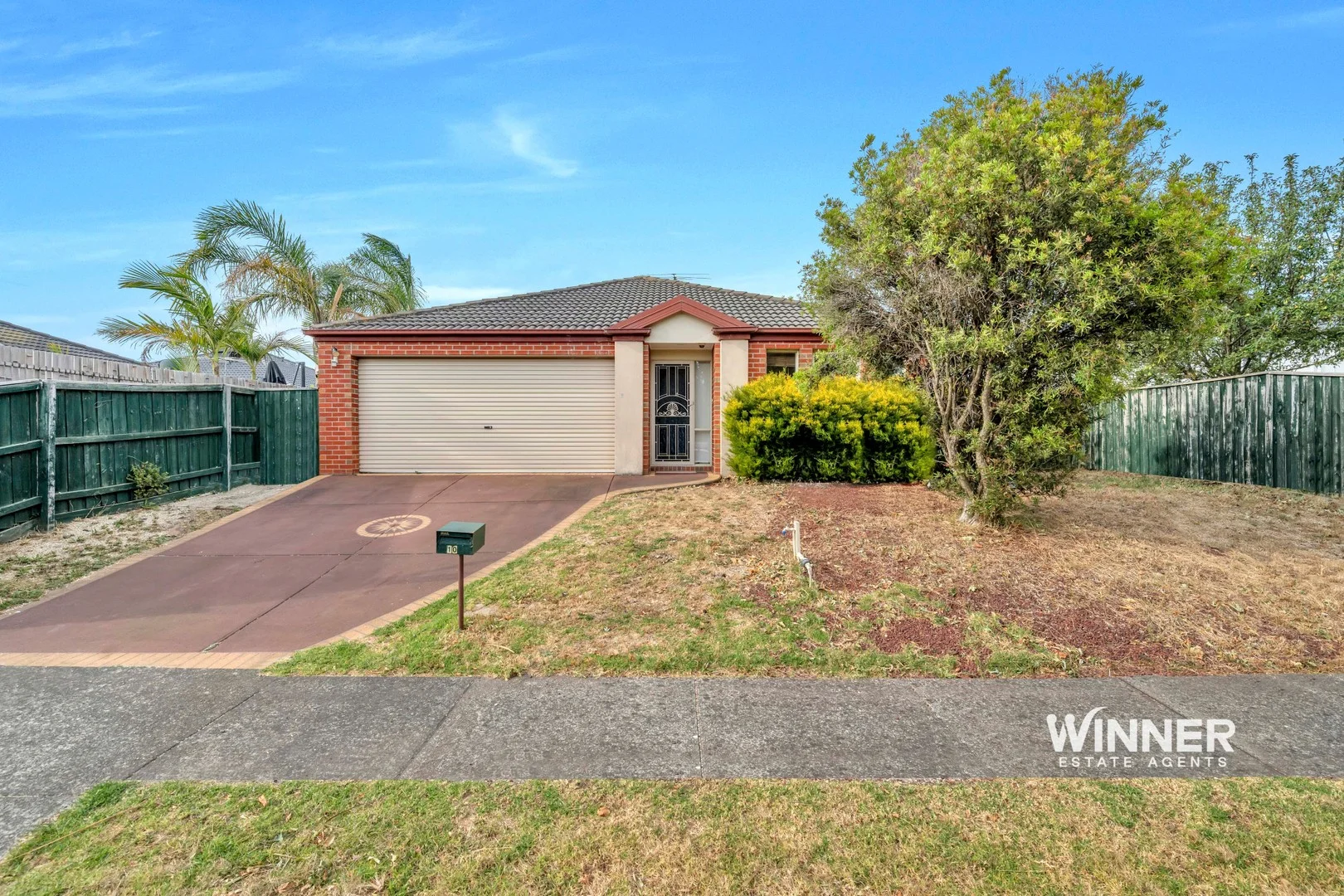 10 Saint Georges Road, Narre Warren South VIC 3805