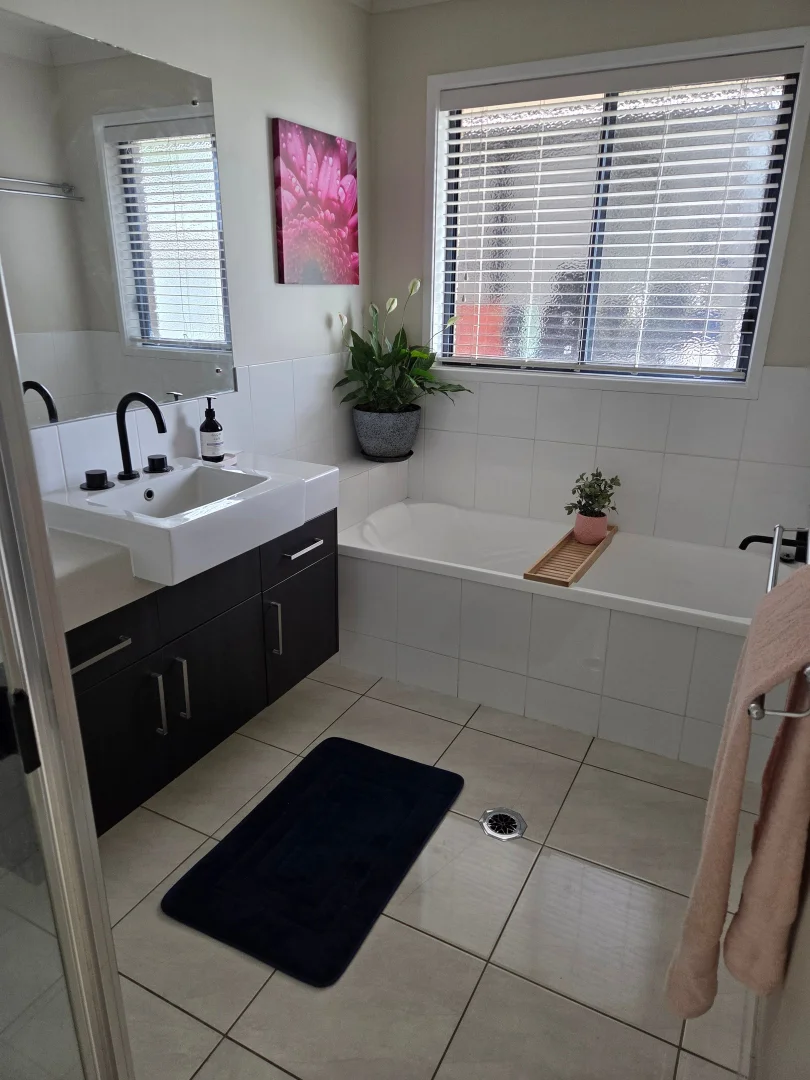 Additional image 26 of 28 Mayfair Drive, Emerald QLD 4720