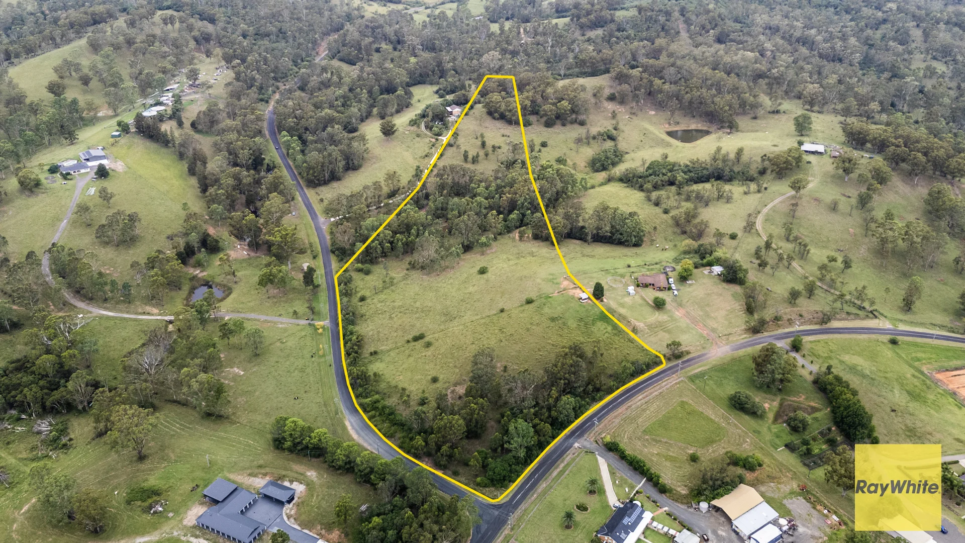 Additional image 23 of 400 Wolstenholme Avenue, Greendale NSW 2745