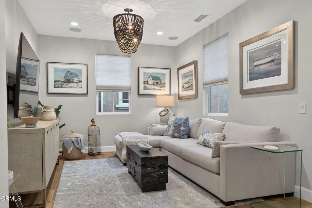 Additional image 76 of 4045 Harbour Island Lane, Oxnard, CA 93035