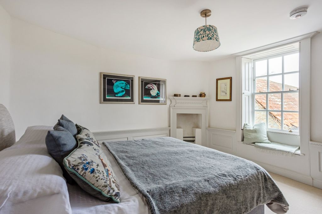 Additional image 22 of 5 bed detached house to rentMain Road, Aust, Bristol BS35