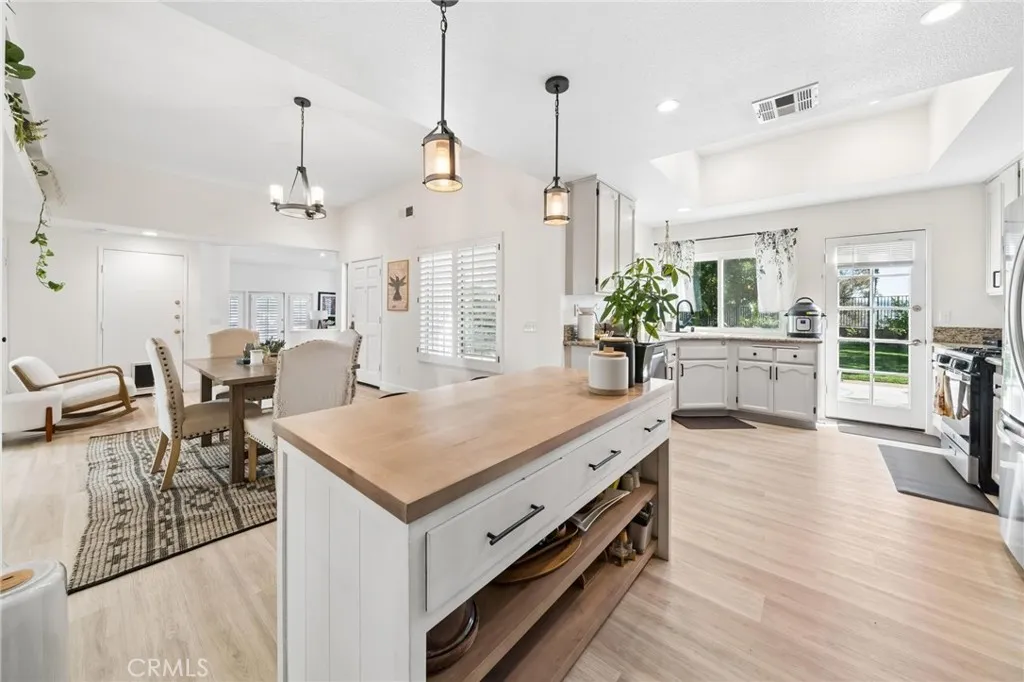 Additional image 20 of 25850 Bellis Drive, Valencia, CA 91355