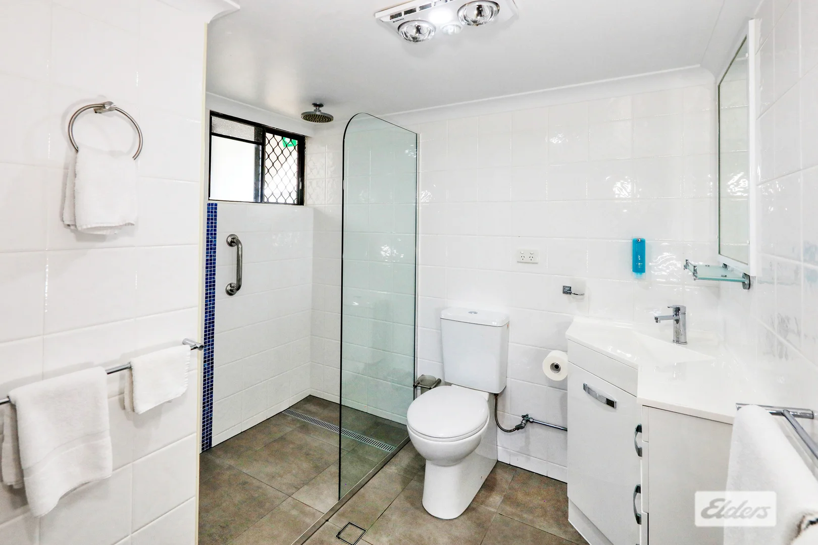 Additional image 17 of 1/100 Scenic Highway, Lammermoor QLD 4703