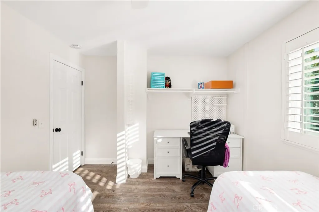 Additional image 122 of 5 Los Felis, Pomona, CA 91766