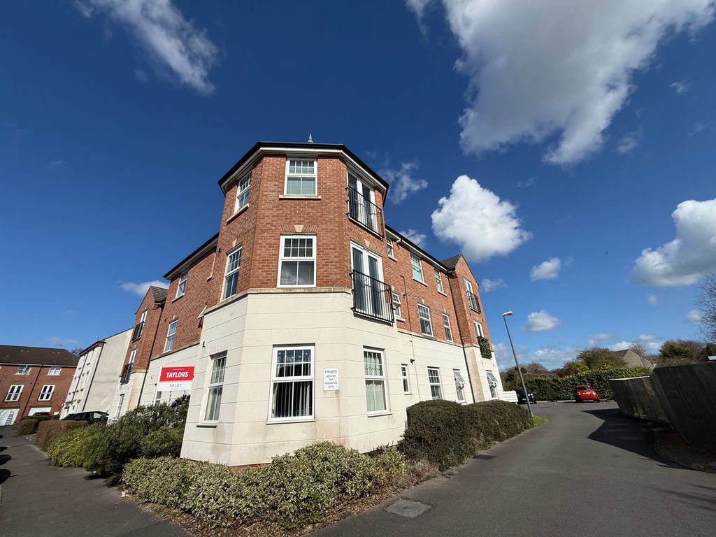 2 bed flat to rentOld Quarry Gardens, Bristol BS16