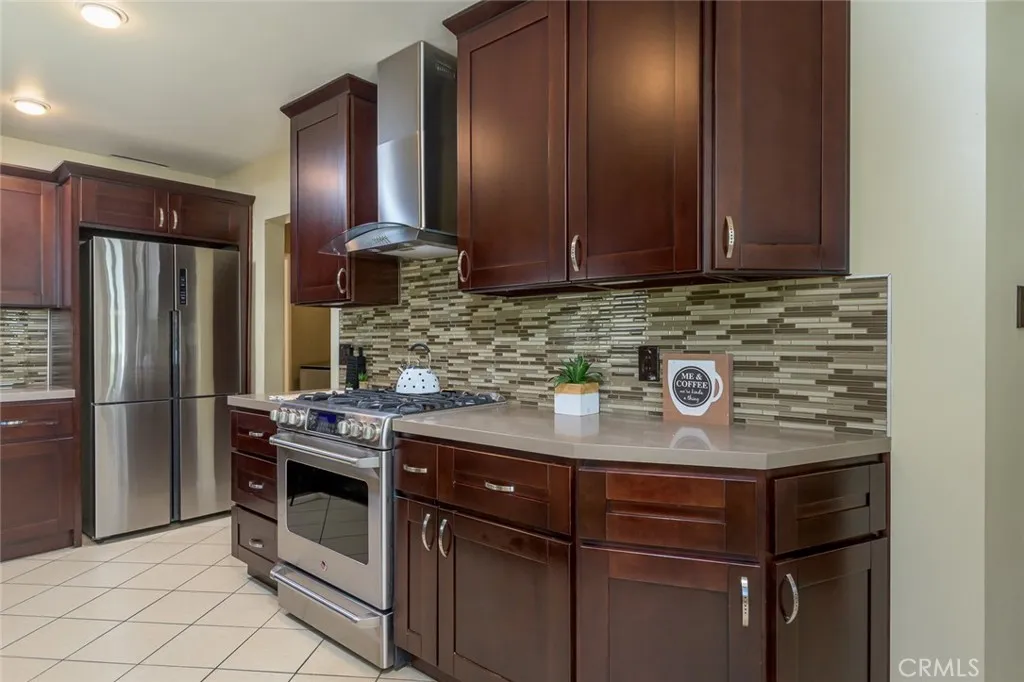 Additional image 21 of 306 Parkwood Drive, Glendale, CA 91202