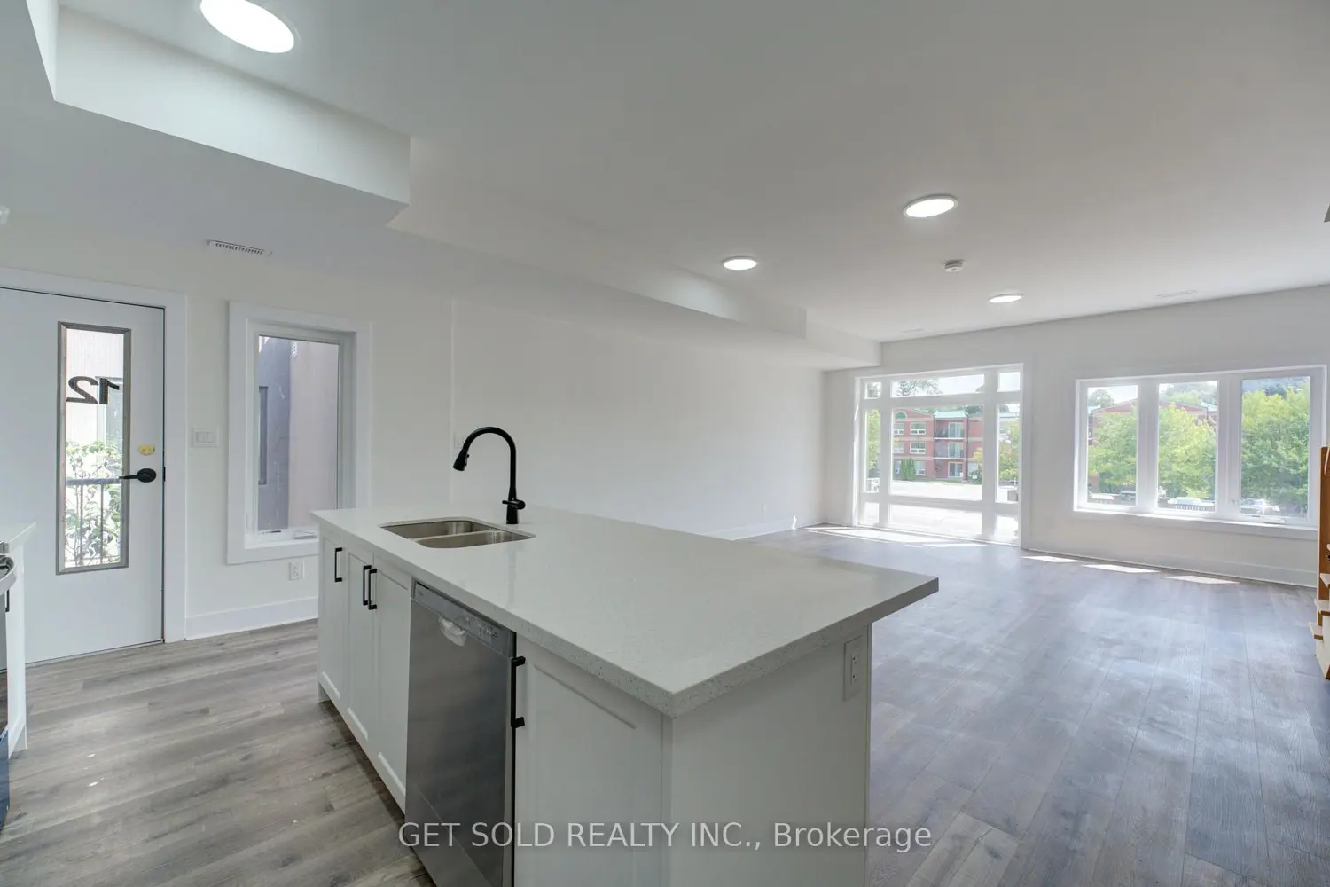 Additional image 7 of 6701 Thorold Stone Road 12