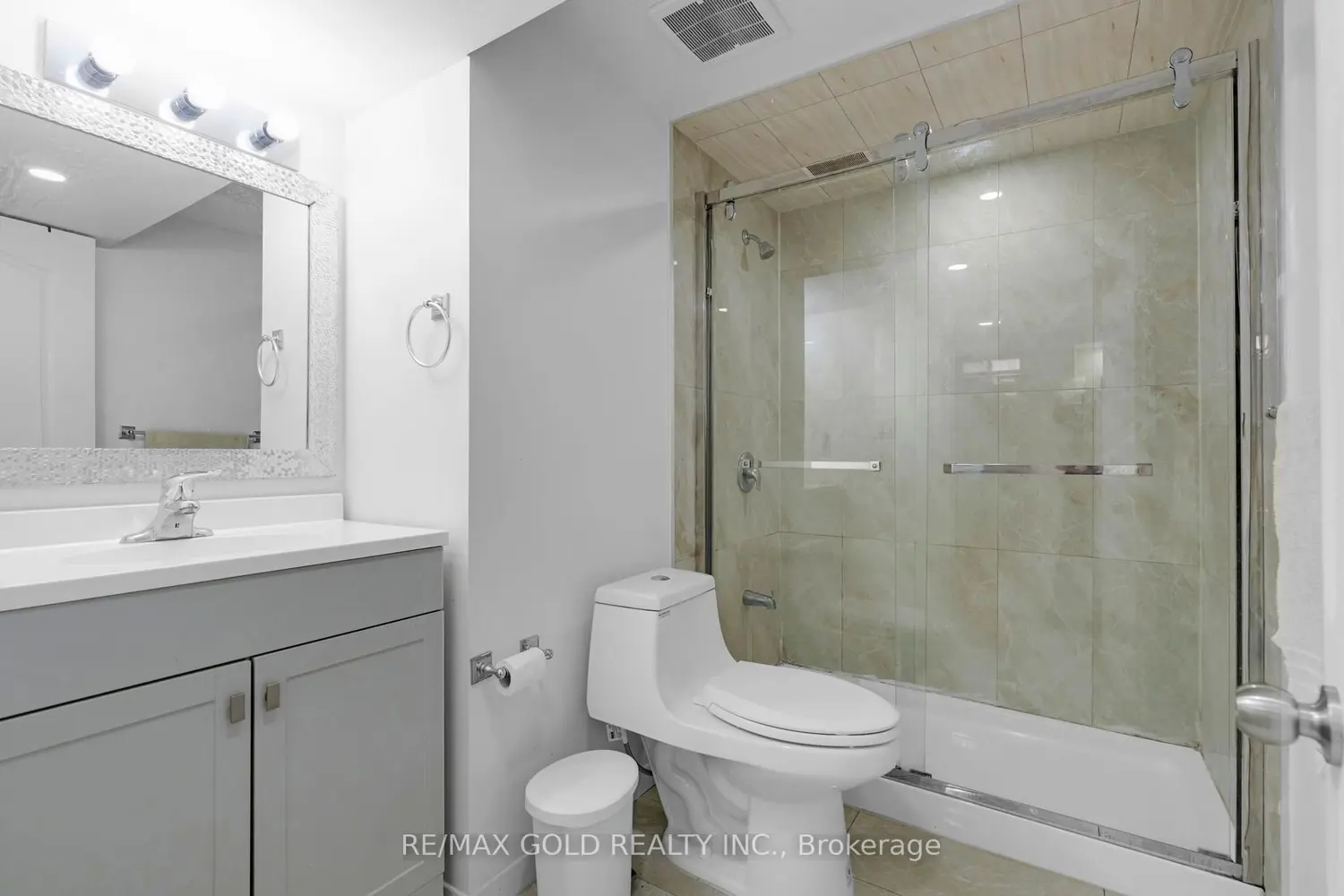 Additional image 18 of 46 Cobblestone Court