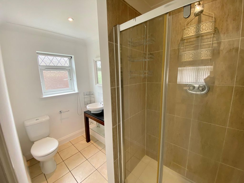 Additional image 8 of 4 bed detached bungalow to rentBroom Road, Lakenheath, Brandon IP27