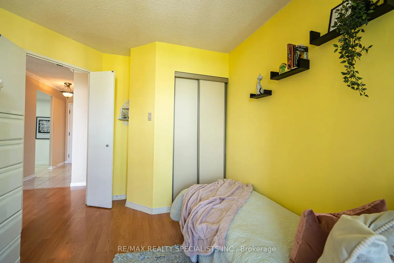 Additional image 15 of 75 King Street 703