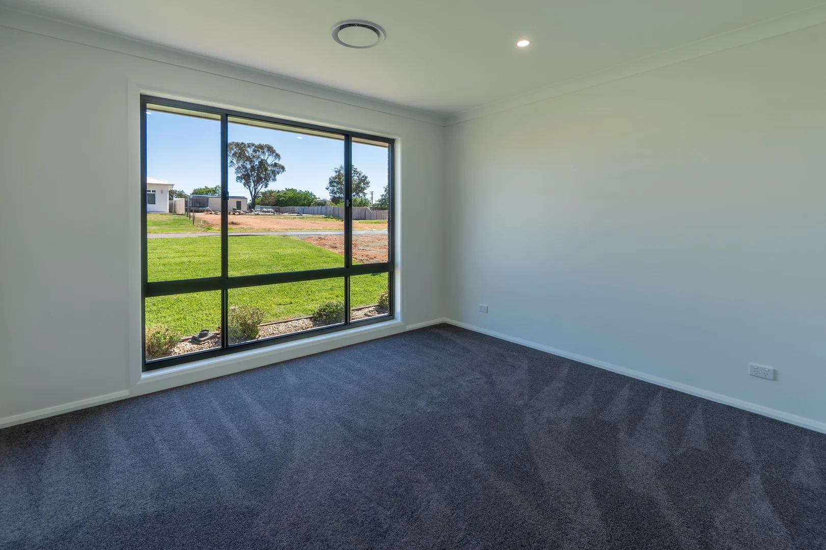 Additional image 11 of 14 Kingdon Drive, Coolamon NSW 2701