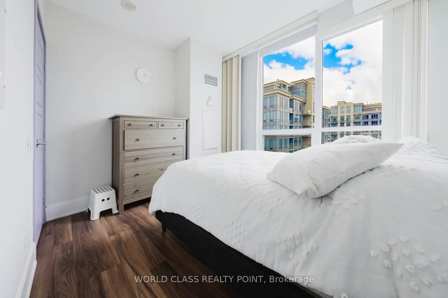 Additional image 13 of 15 Viking Lane 2502