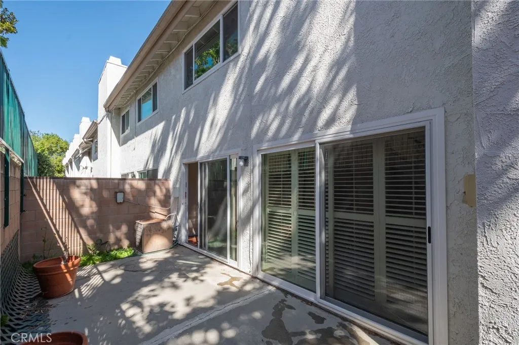 Additional image 46 of 18319 Collins Street Unit 19, Tarzana, CA 91356