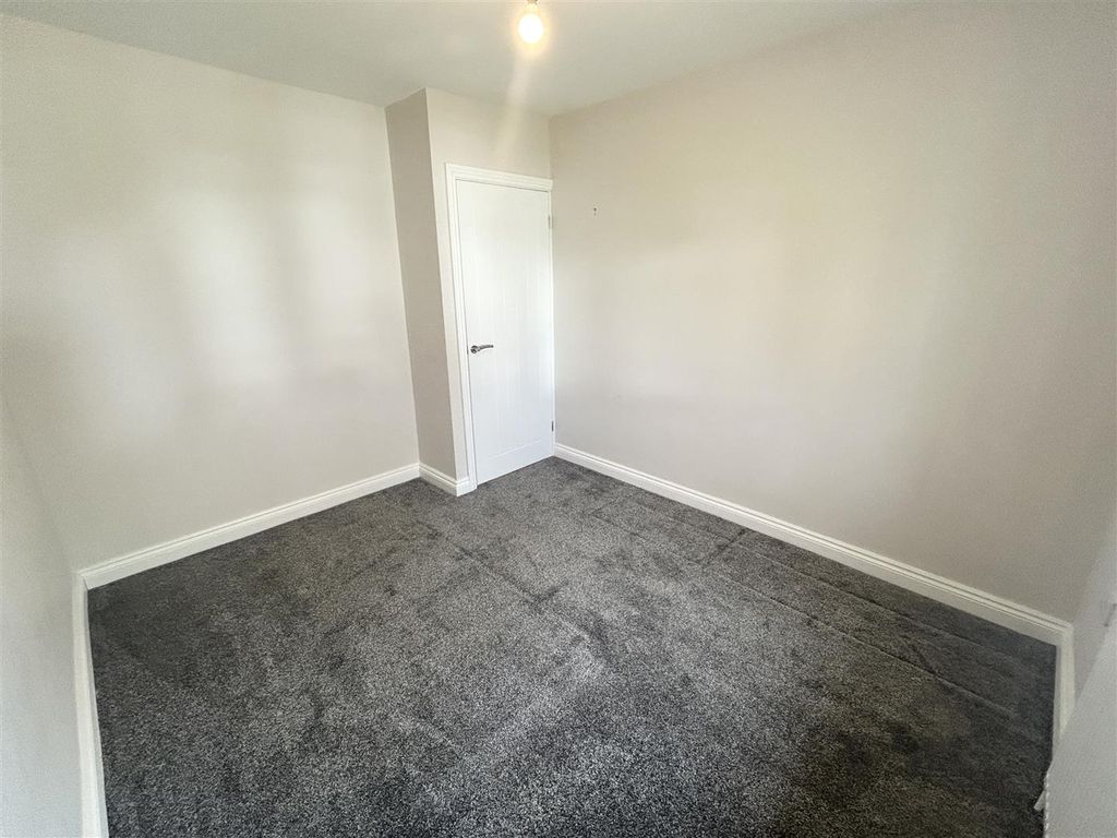 Additional image 12 of 3 bed terraced house to rentTwyn Place, Abercarn, Newport NP11