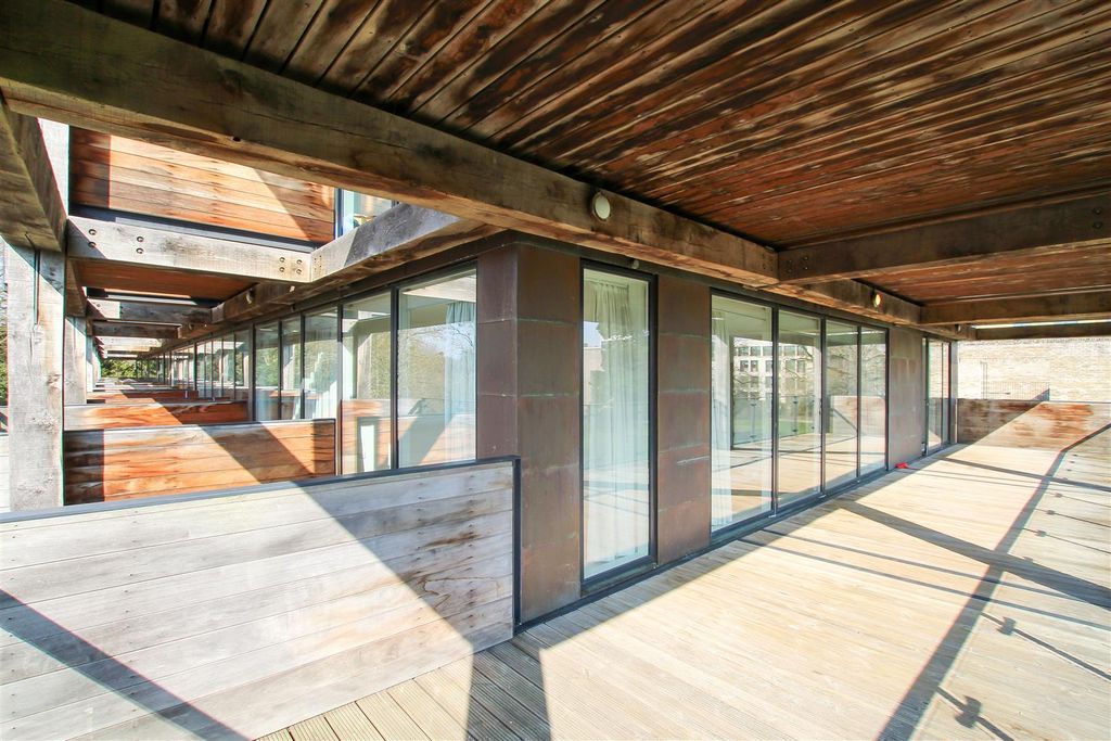 Additional image 18 of 2 bed flat to rentThe Copper Building, Kingfisher Way, Cambridge CB2