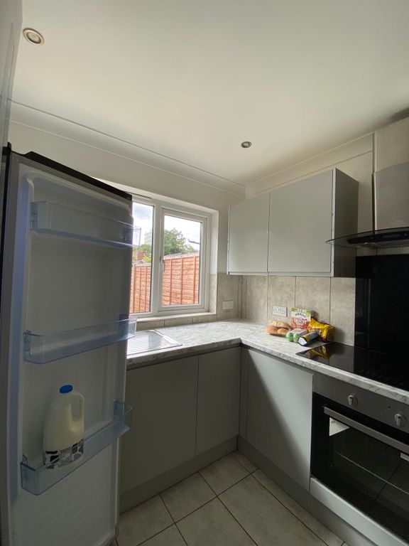 5 bed shared accommodation to rentMayfield Road, Southampton SO17 photo 3