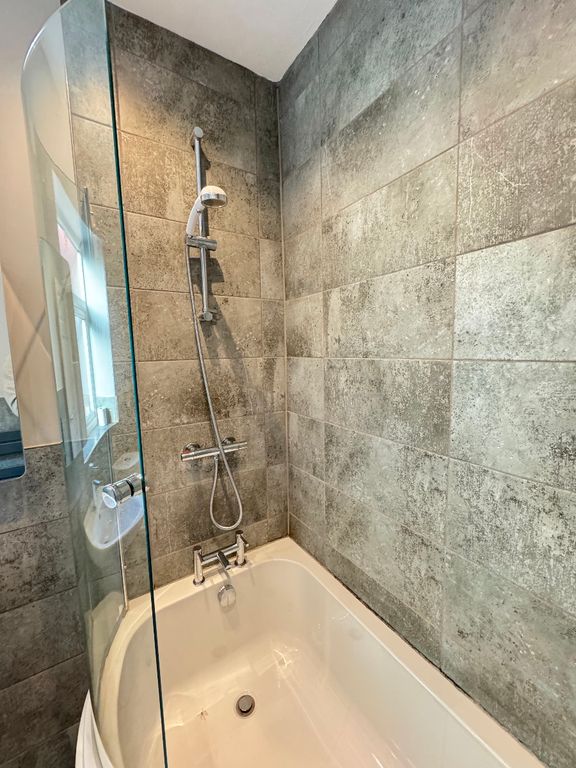 Additional image 17 of 2 bed flat to rentEast Parade, Whitley Bay NE26