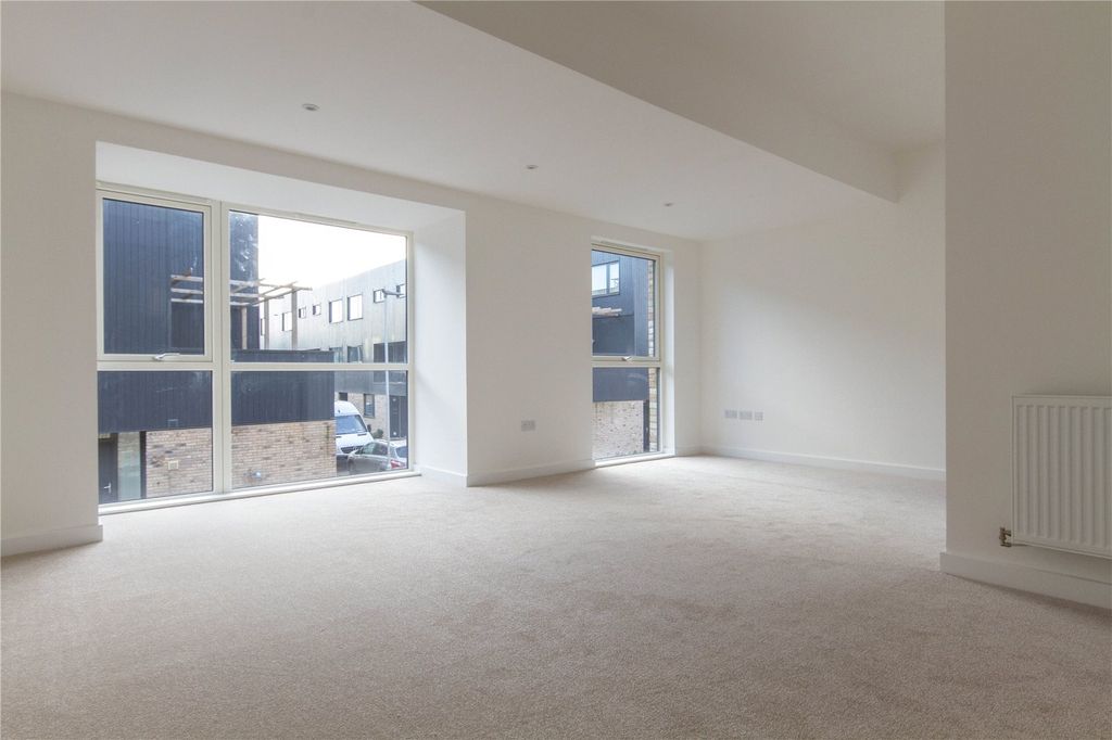 Additional image 4 of 4 bed town house to rentFowler Avenue, Trumpington, Cambridge, Cambridgeshire CB2