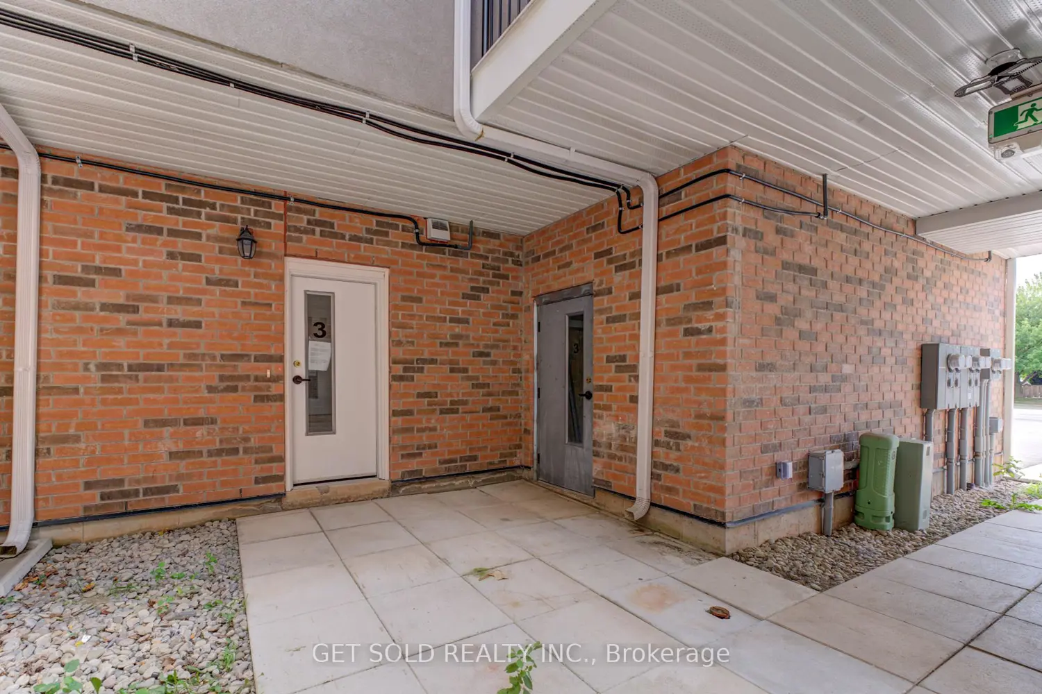 Additional image 3 of 6701 Thorold Stone Road 3