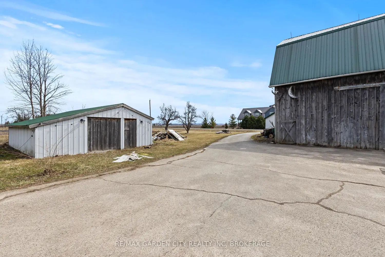 Additional image 4 of 997 Niagara Stone Road