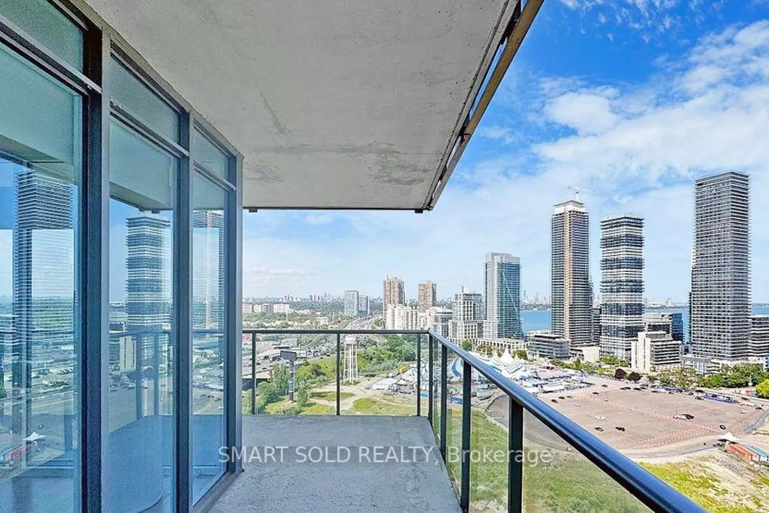 Additional image 13 of 90 Park Lawn Road 2608