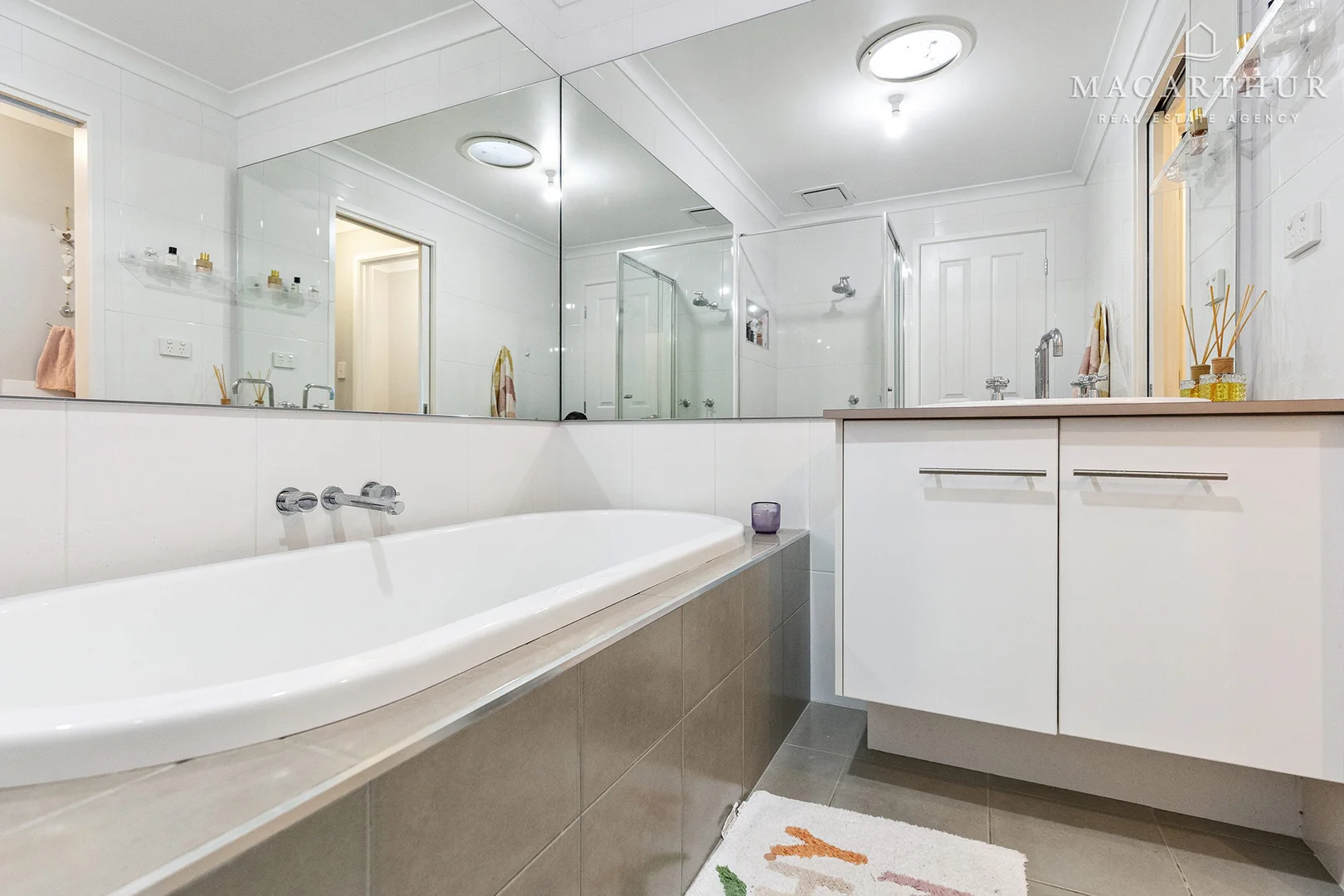 Additional image 18 of 14 Plunkett Drive, Lake Albert NSW 2650