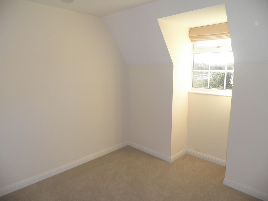 Additional image 9 of 5 bed detached house to rentChaffinch Road, Bury St. Edmunds IP32