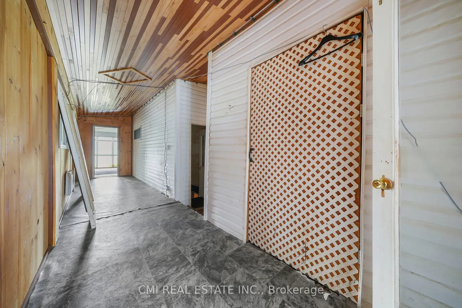 Additional image 14 of 246 Regional 8 Road