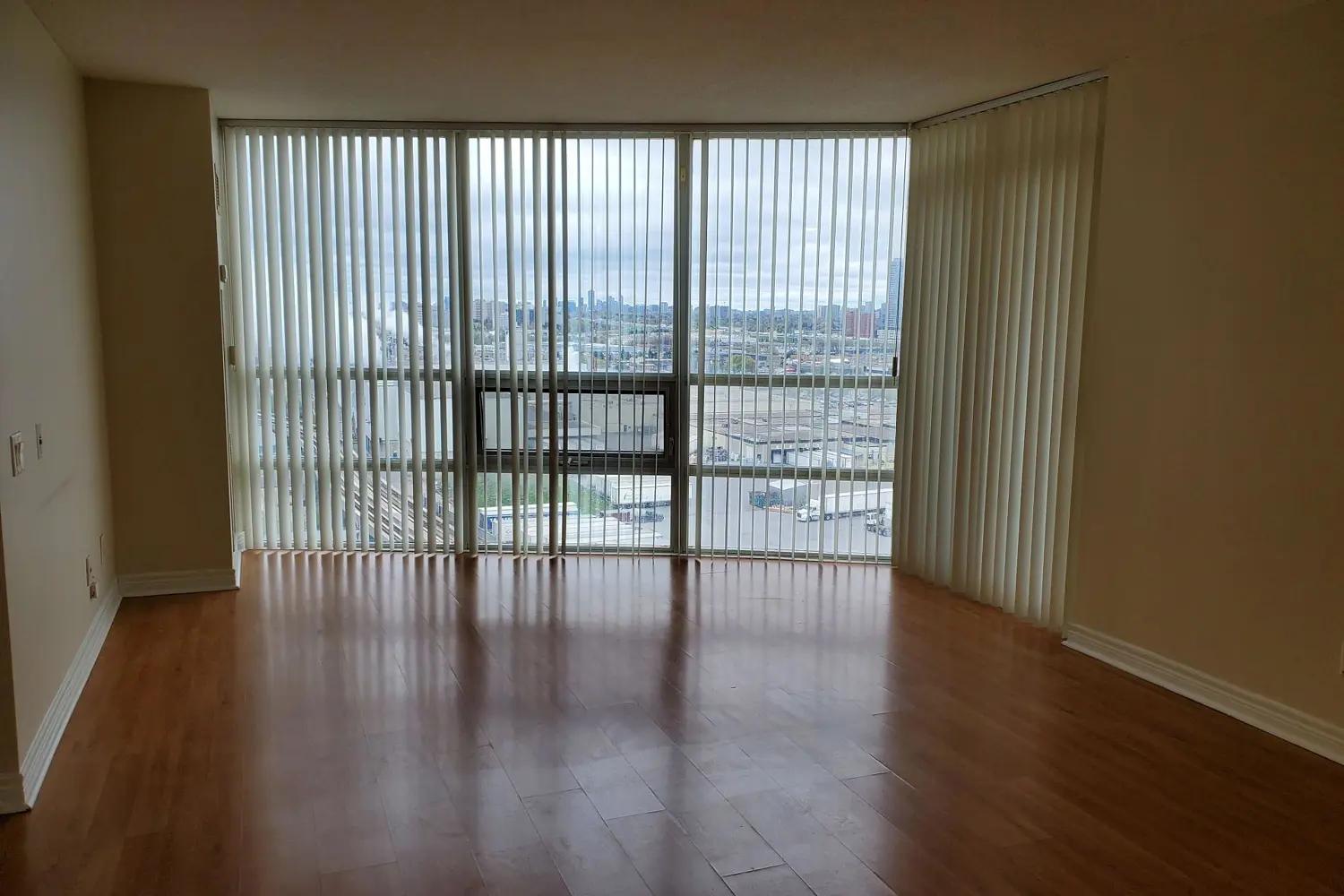 Additional image 5 of 83 Borough Drive 1405