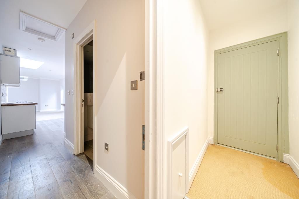Additional image 15 of 2 bed flat to rentNewbury, Berkshire RG14