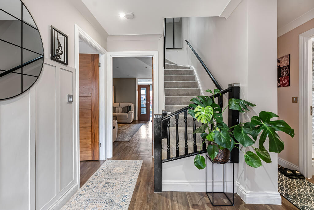 Additional image 6 of Buttercup Close, Hatfield, Hertfordshire, AL10