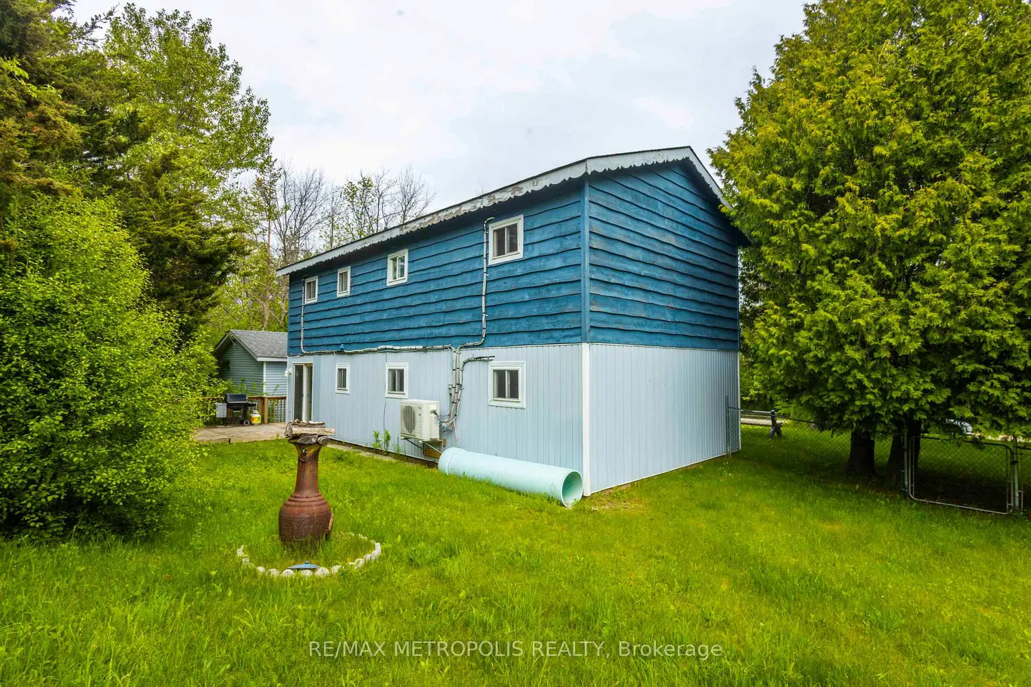 Additional image 18 of 56 Georgian Manor Drive