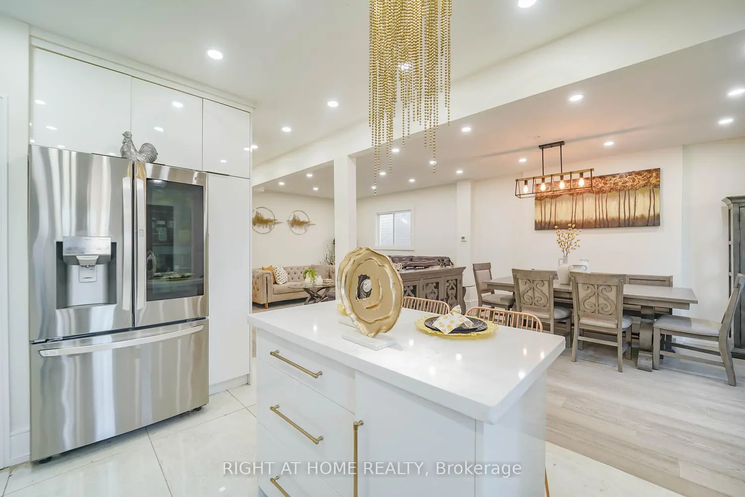 Additional image 9 of 174 Aylesworth Avenue