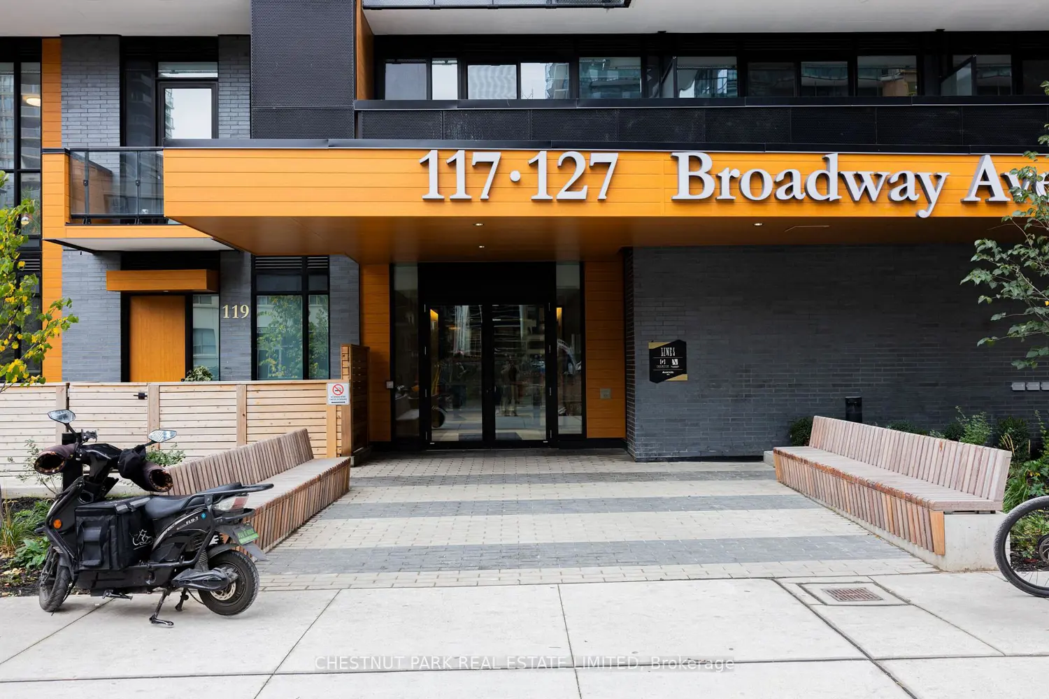 Additional image 13 of 117 Broadway Avenue 1807