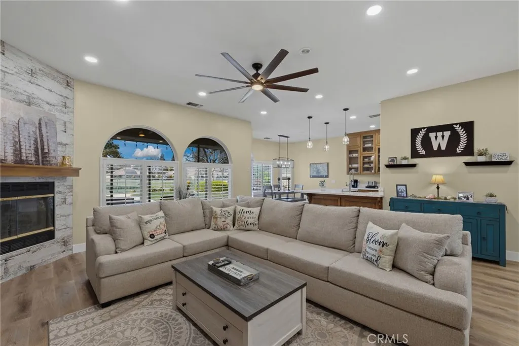 Additional image 4 of 4401 Palisades Cir, Bakersfield, CA 93308